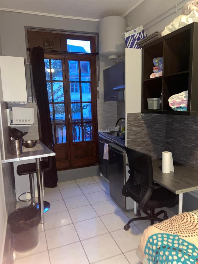 Апартаменты Emplacement Ideal : Studio Au Coeur De Dijon Disponible En Location Экстерьер фото