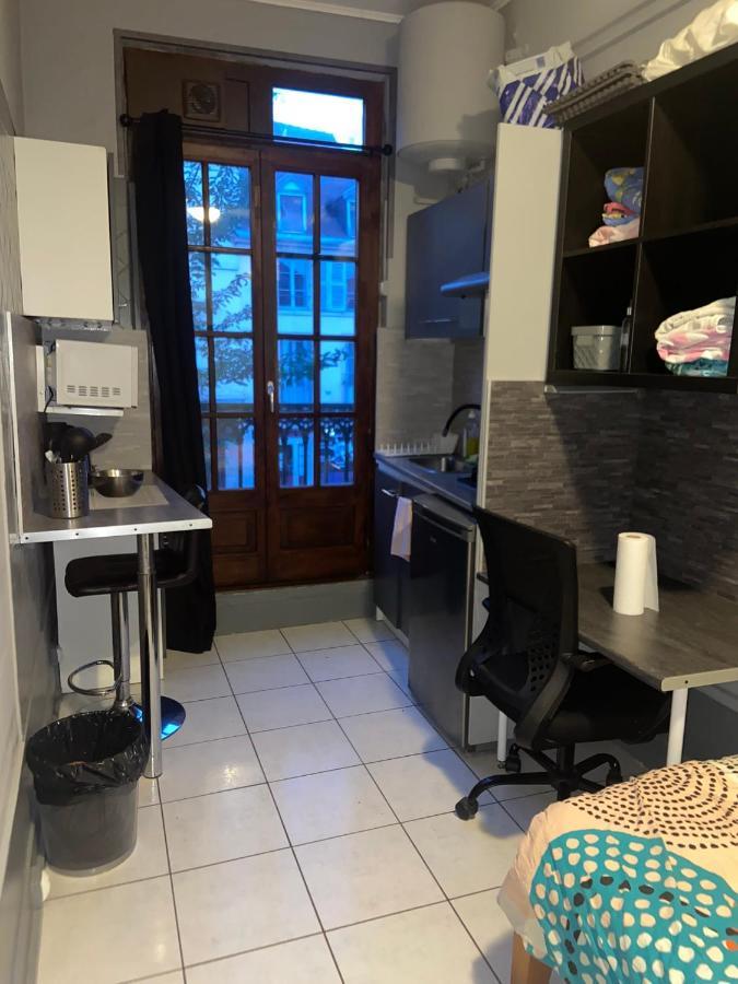 Апартаменты Emplacement Ideal : Studio Au Coeur De Dijon Disponible En Location Экстерьер фото